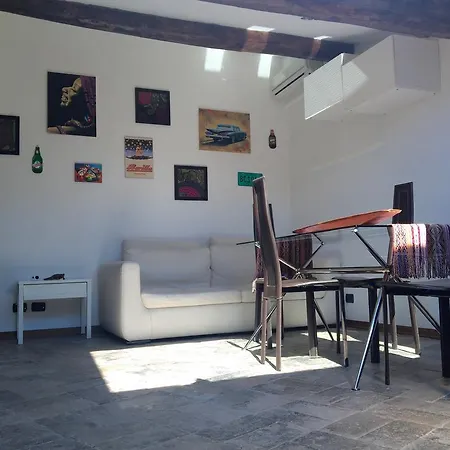 Casa Tinku Parma